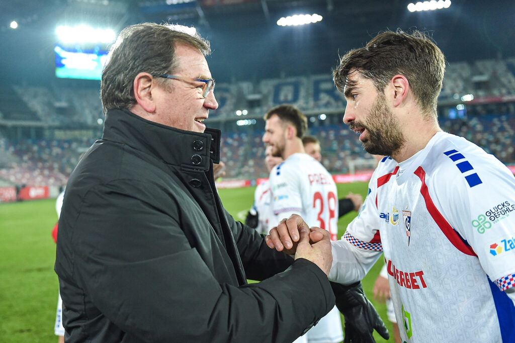 Transfery poróżniły Urbana i dyrektora Milika