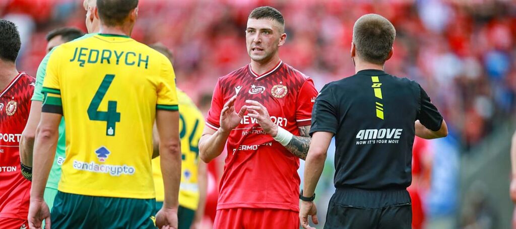Widzew kupił zawodnika GieKSy, a ten strzela przeciwko niej!